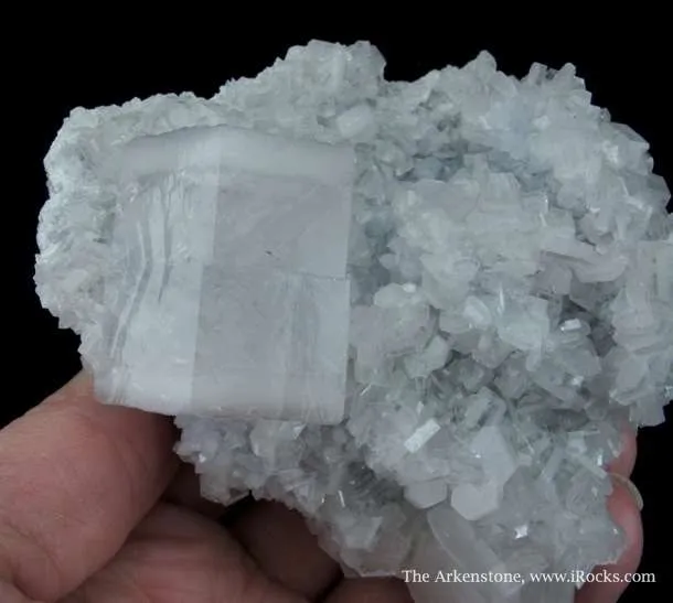 Calcite (Fluorescent) - image 5