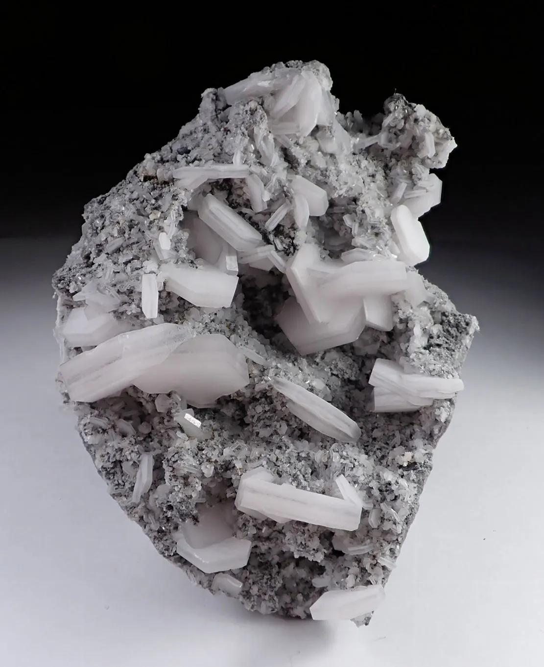 Calcite from China, Fujian, Zhudi lead-zinc mine, Zhudi Village, Liancheng County, Longyan Prefectur - image 2