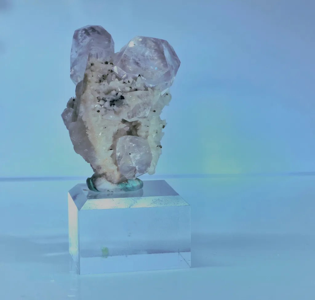 Calcite from China, Hubei, Huangshi, Daye Co. image