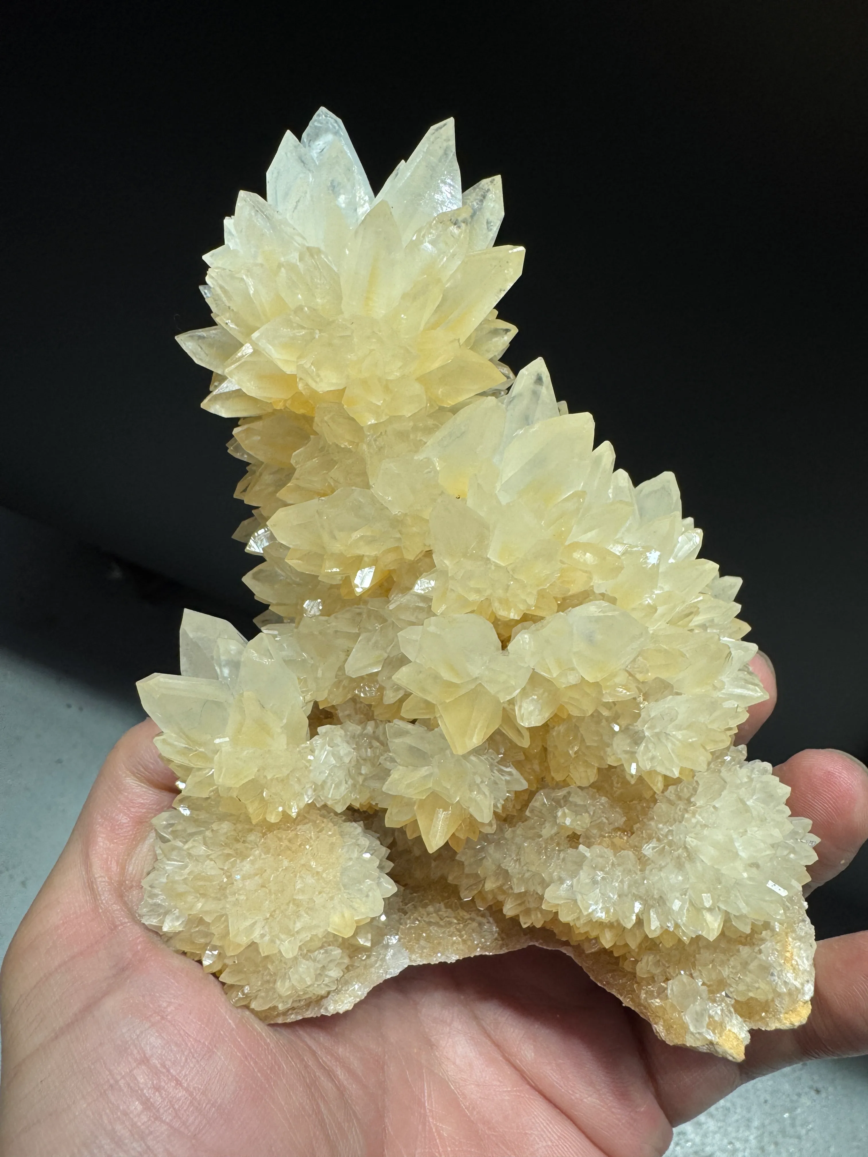 Calcite from China, Yunnan, Wenshan, Wenshan City - image 3