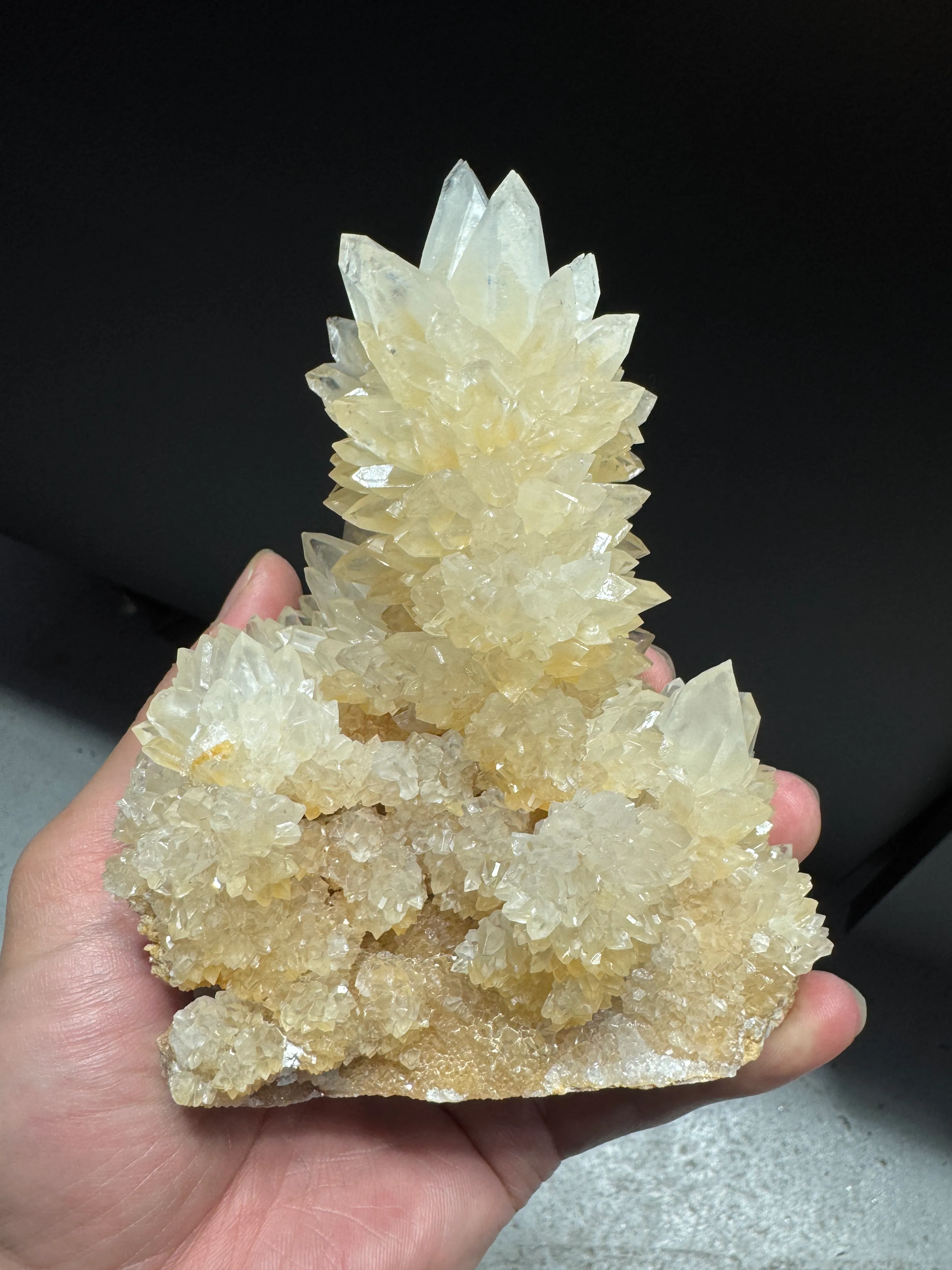 Calcite from China, Yunnan, Wenshan, Wenshan City - image 4