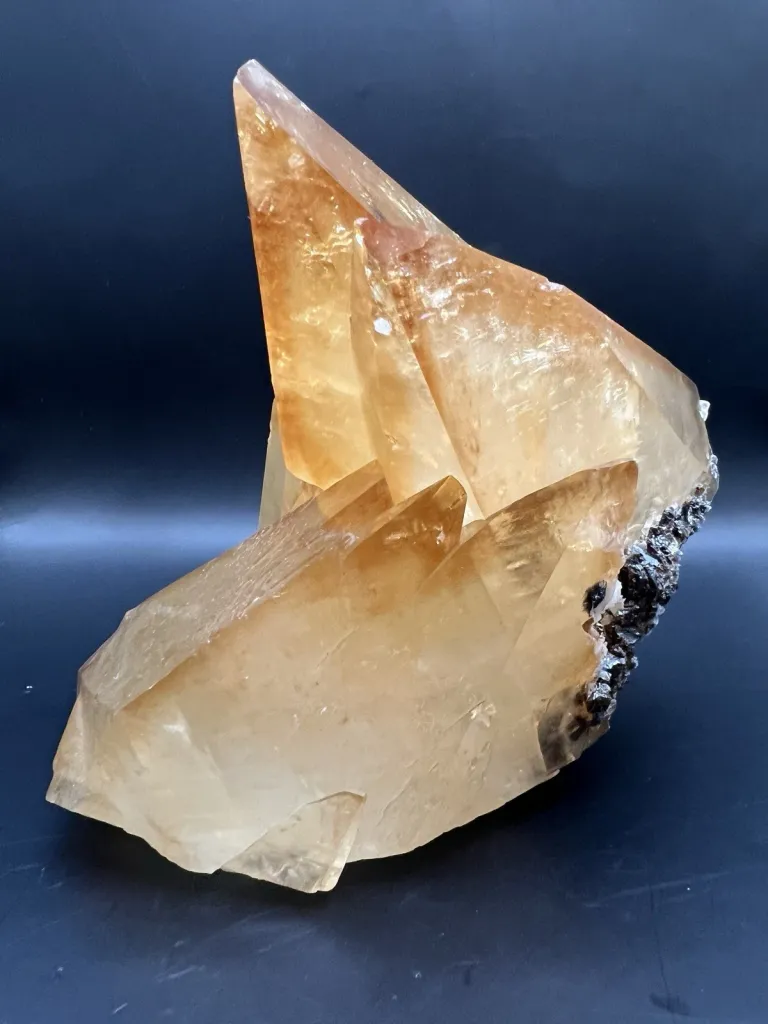 Calcite from Elmwood Mine - 10065 - image 2