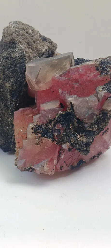Calcite from India, Madhya Pradesh, Deshgaon - image 5