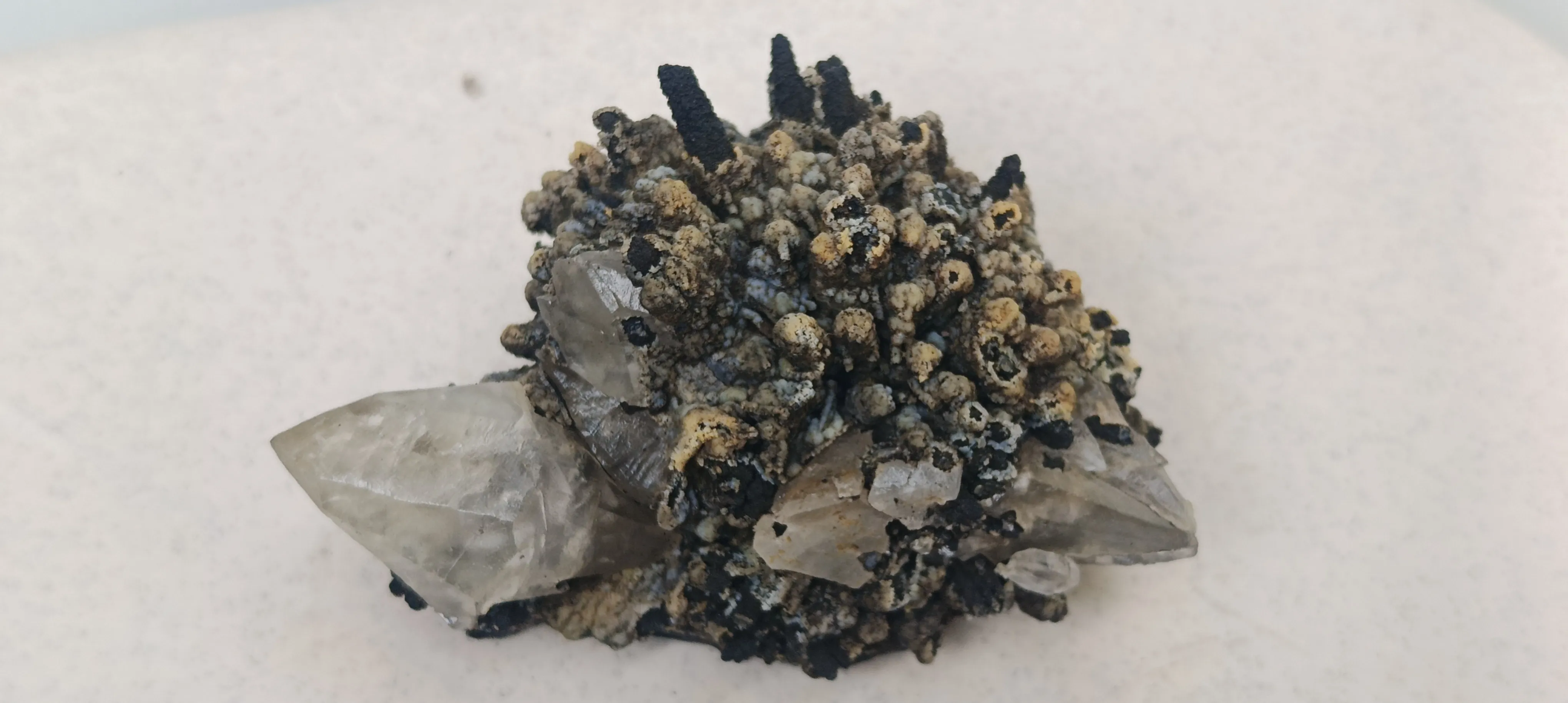 Calcite from India, Madhya Pradesh, Indore District - image 3