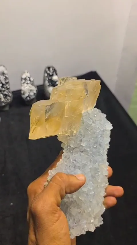 Calcite from India, Maharashtra, Nashik Division, Jalgaon District, Jalgaon, Maharashtra, Indi - image 6