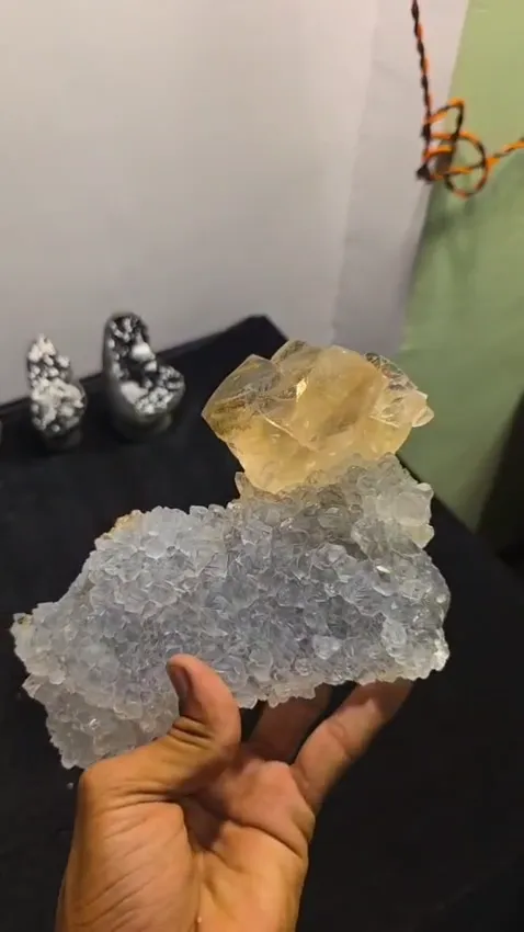 Calcite from India, Maharashtra, Nashik Division, Jalgaon District, Jalgaon, Maharashtra, Indi - image 5