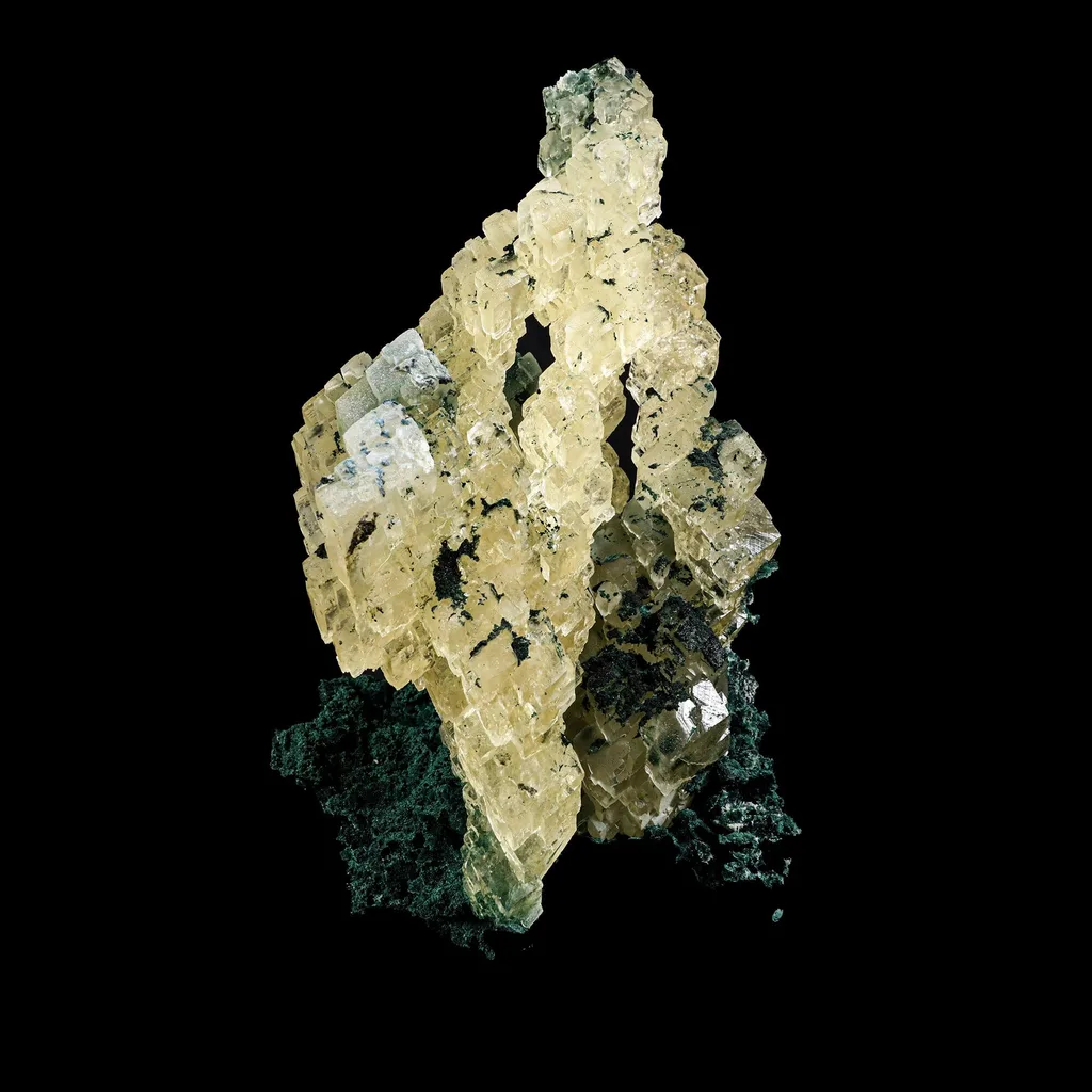 Calcite from Jalgaon, Jalgaon District, Nashik Division, Maharashtra, India - image 6