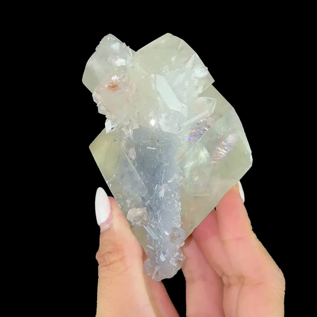 Calcite from Jalgaon, Jalgaon District, Nashik Division, Maharashtra, India - image 2