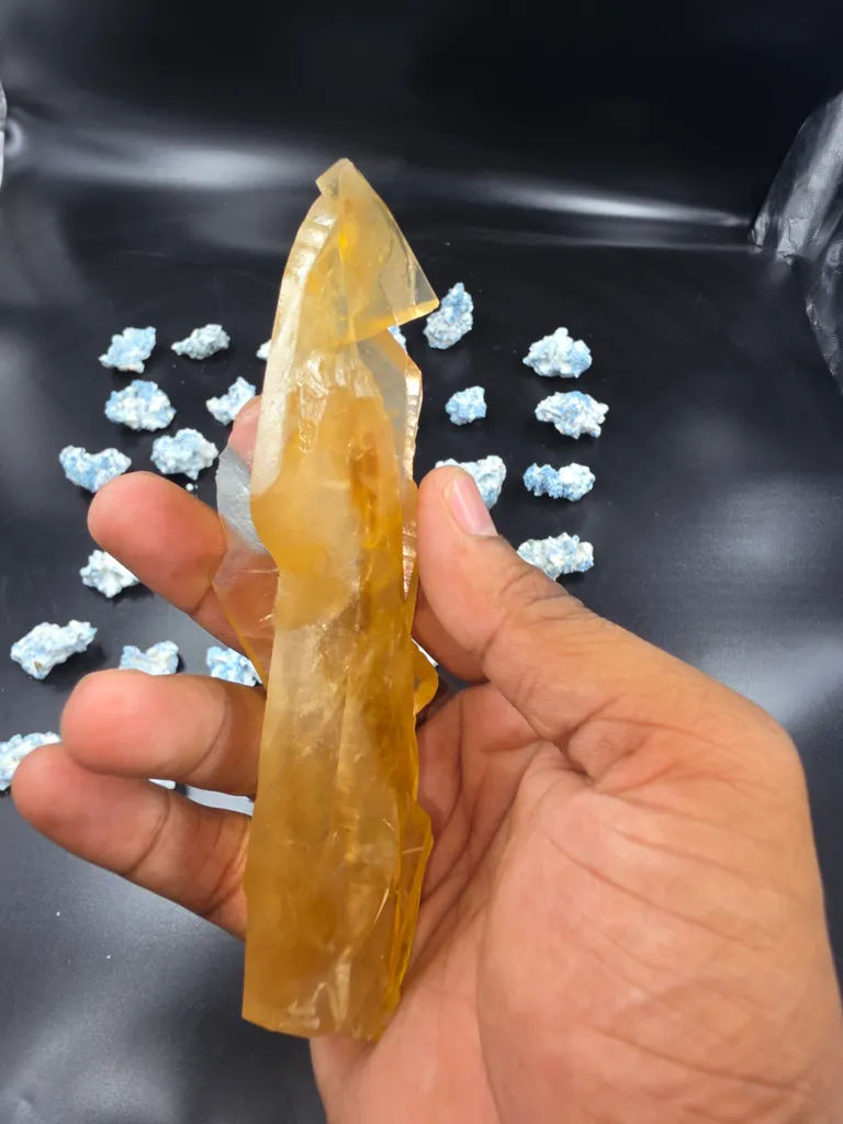 Calcite from jangaon District, Maharashtra, India - image 4