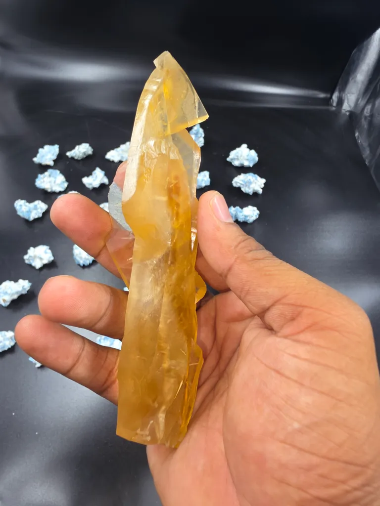 Calcite from jangaon District, Maharashtra, India - image 5