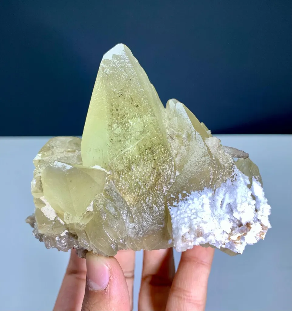Calcite from Pakistan - image 6