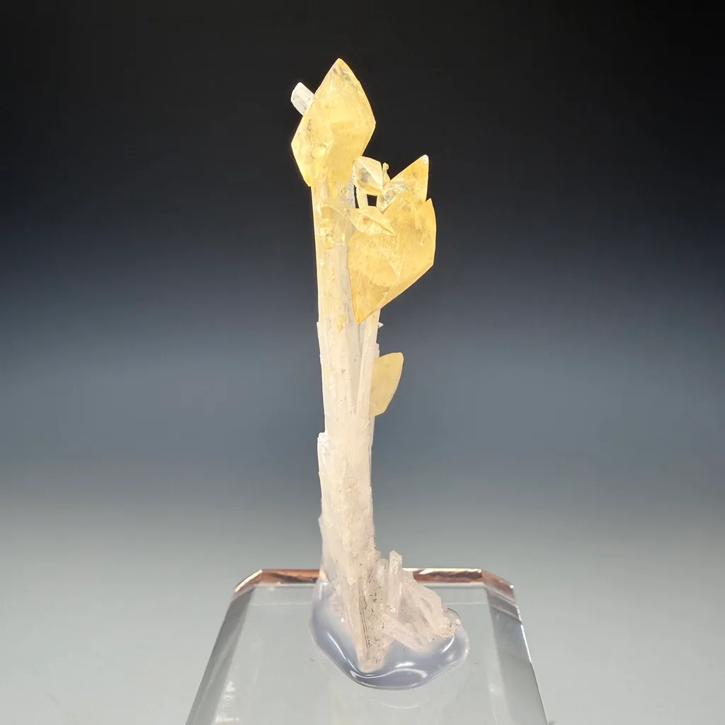 Calcite from Stoneco White Rock Quarry, Clay Center, Ohio, USA - image 3