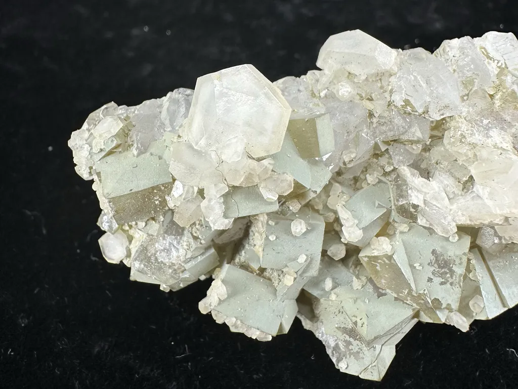 Calcite from UK, England, Westgate, Cambokeels Mine - image 2