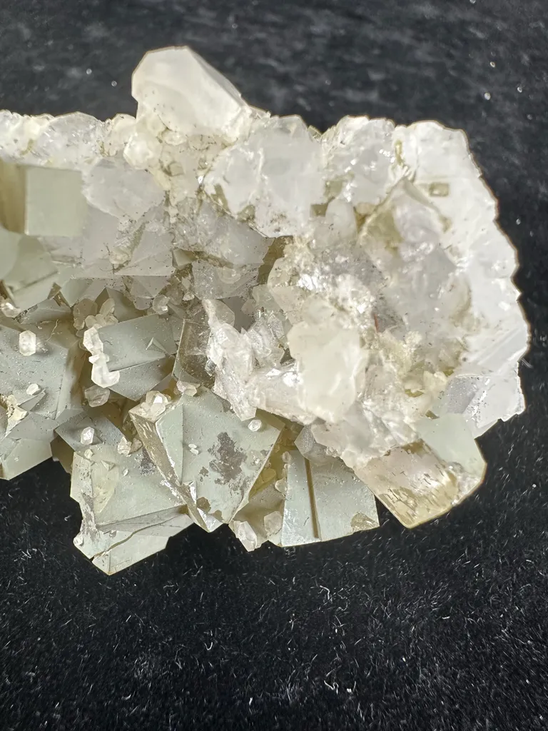 Calcite from UK, England, Westgate, Cambokeels Mine - image 3