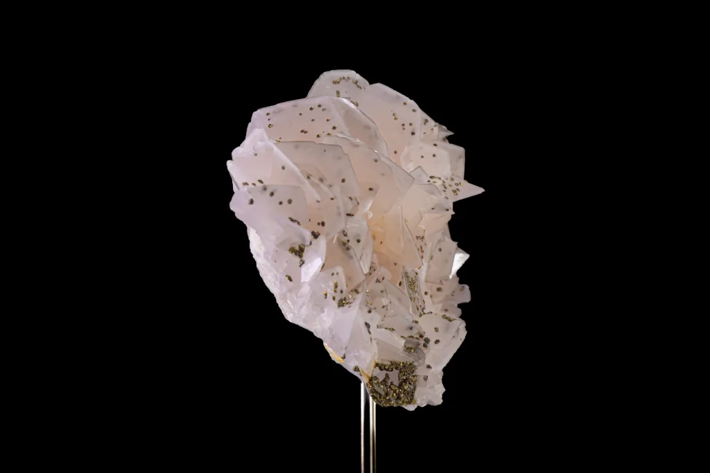 Calcite from Yaogangxian Mine, Hunan, China - image 3