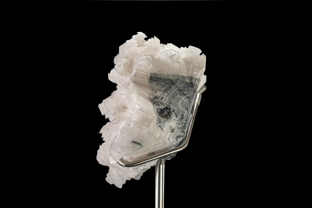 Calcite from Yaogangxian Mine, Hunan, China - image 5