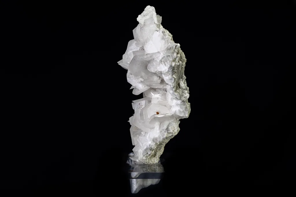 Calcite from Yaogangxian Mine, Hunan, China - image 2