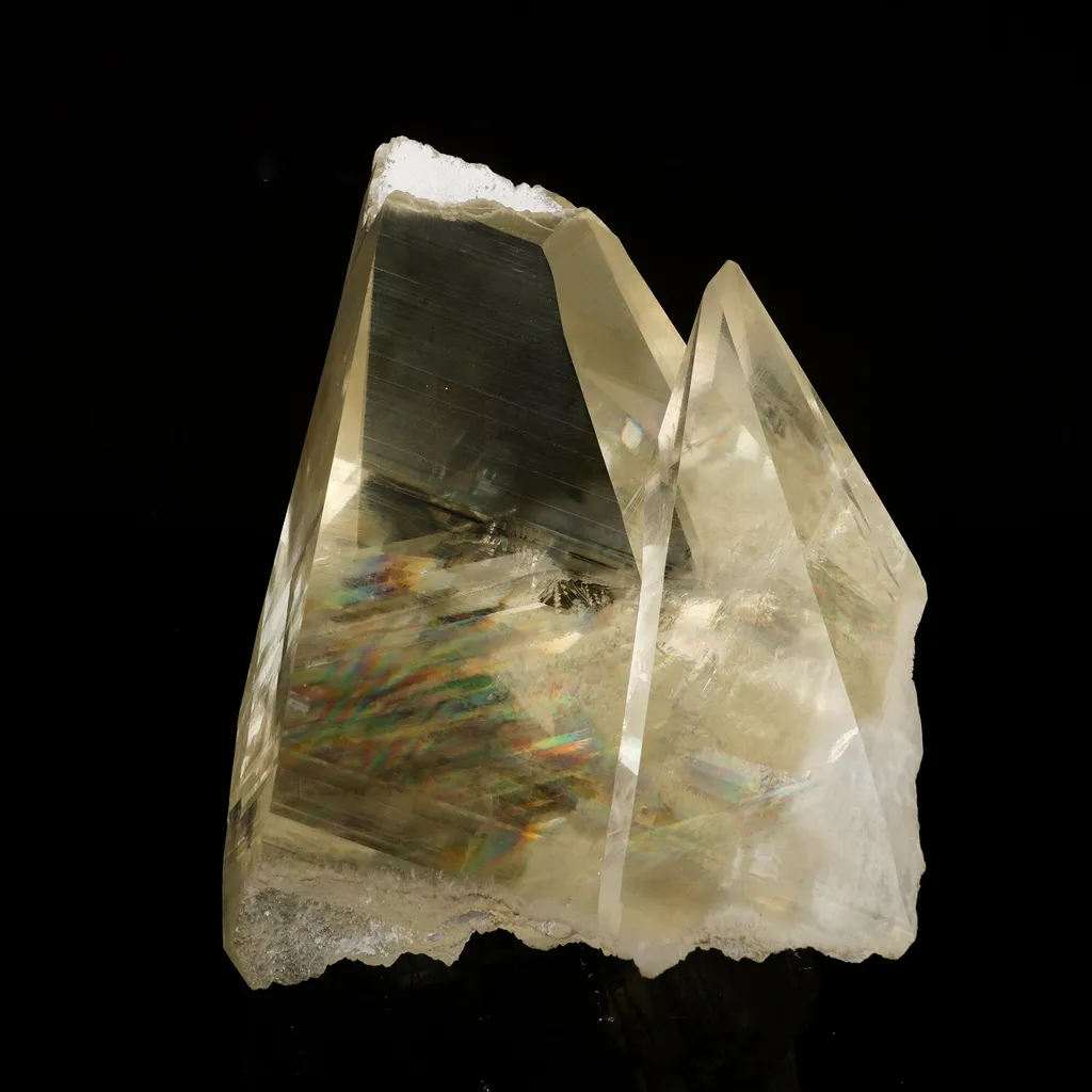 Calcite: Gemmy Huge Pyramid, Natural Mineral Specimen image