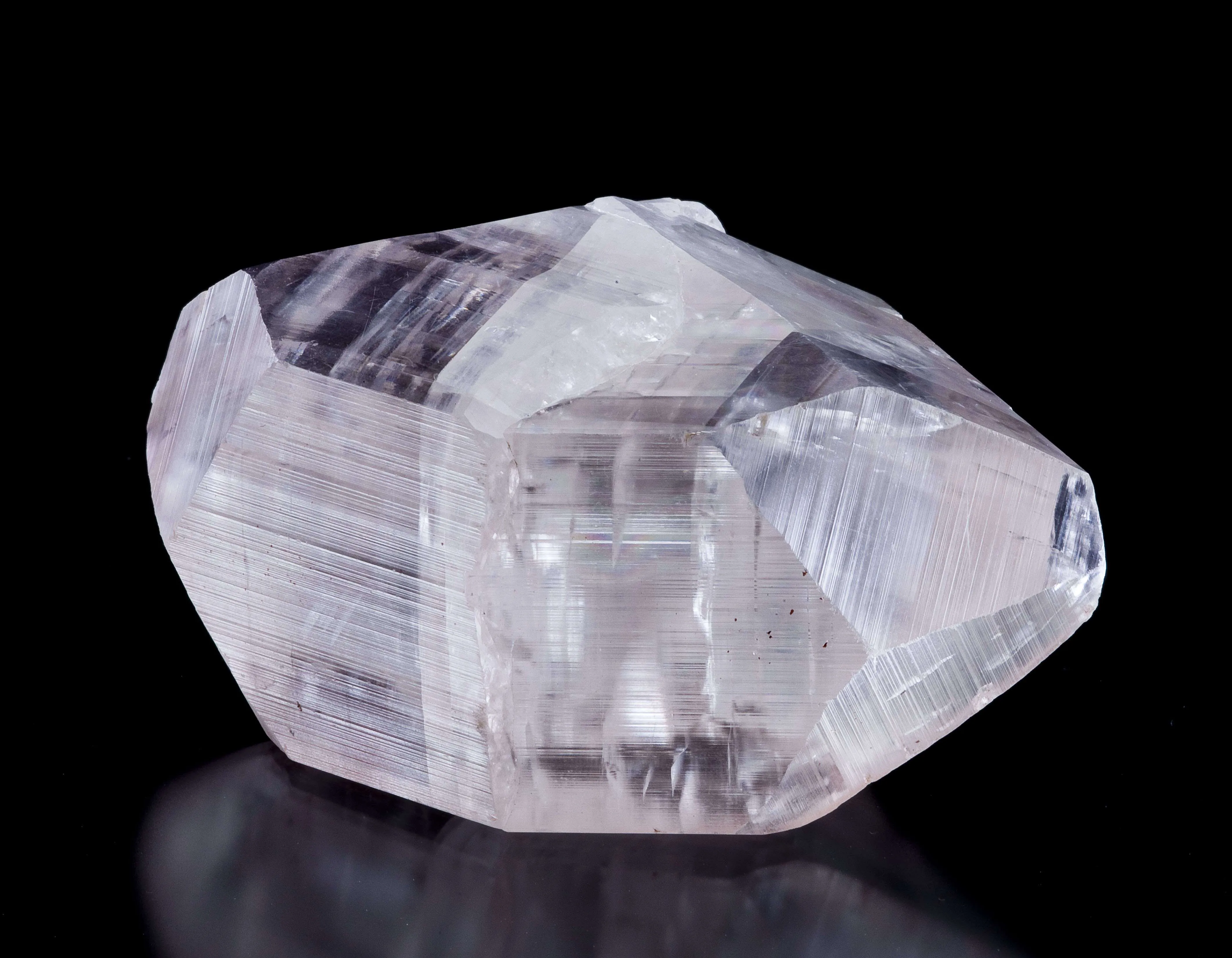 Calcite (Heart Twin) - image 4