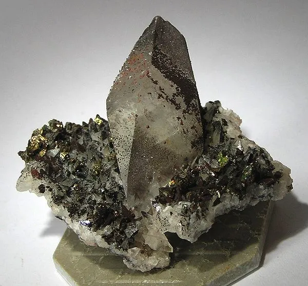 Calcite, Hematite, Chalcopyrite image