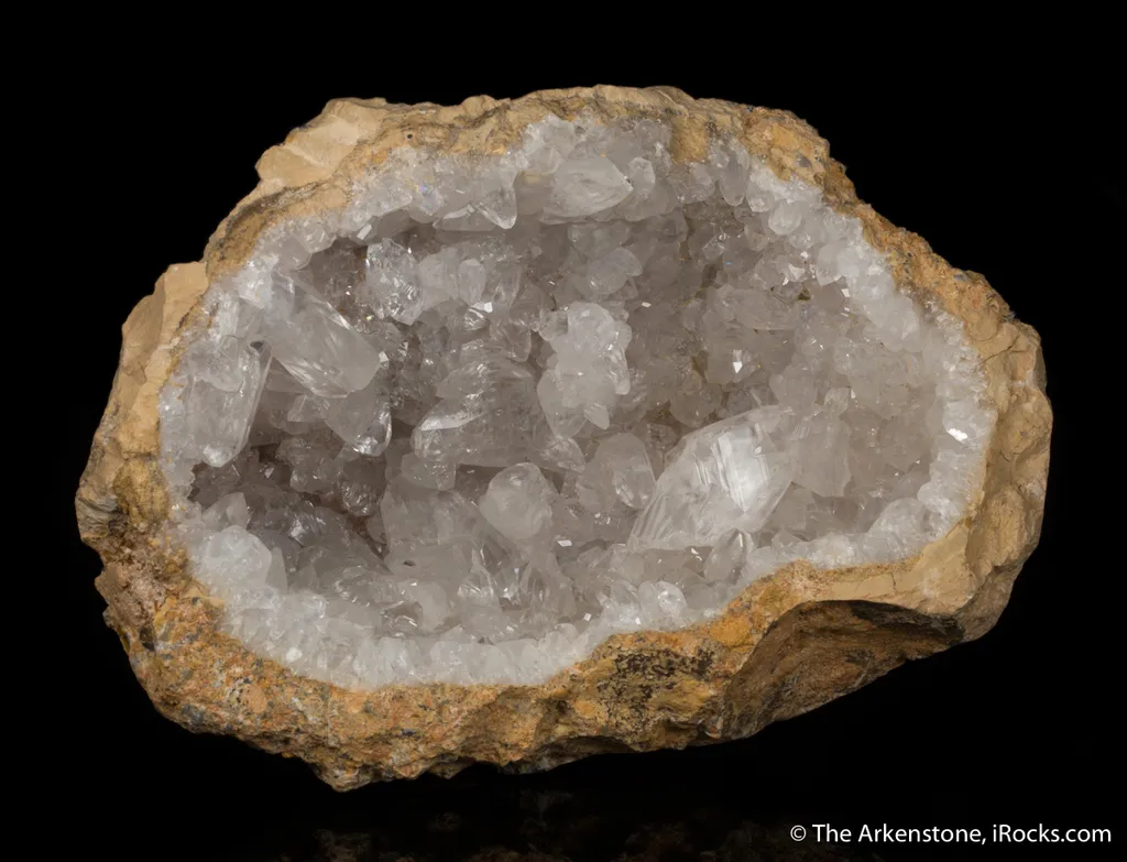 Calcite in geode - image 5