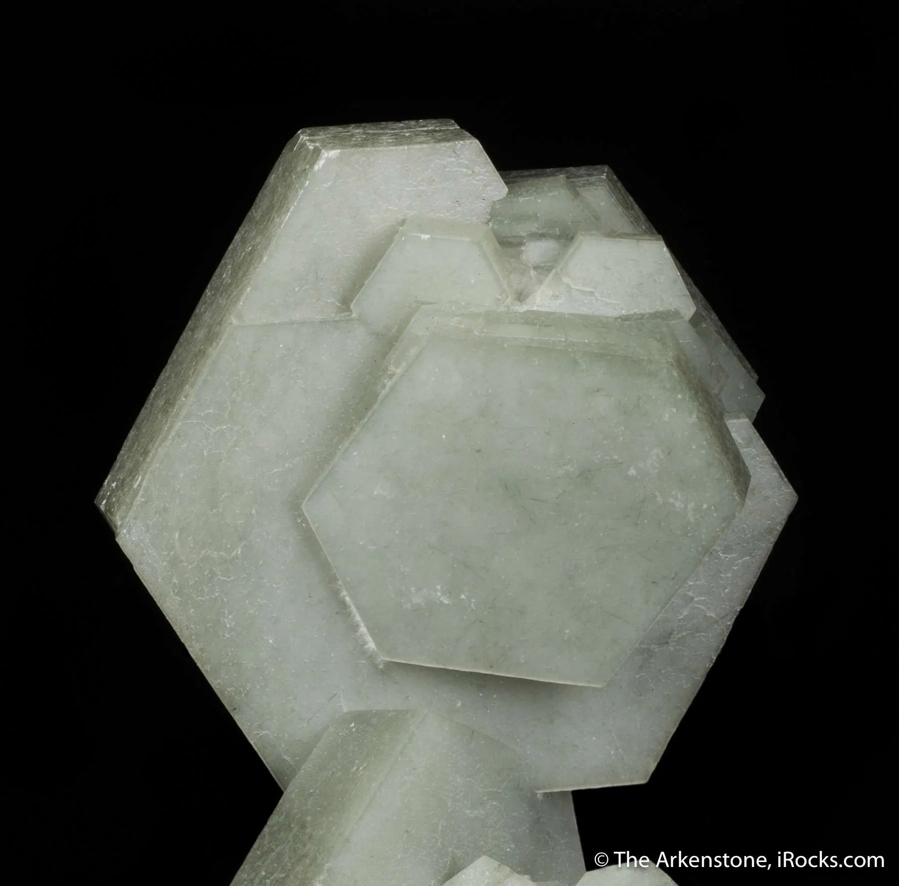 Calcite included by Hedenbergite - image 5