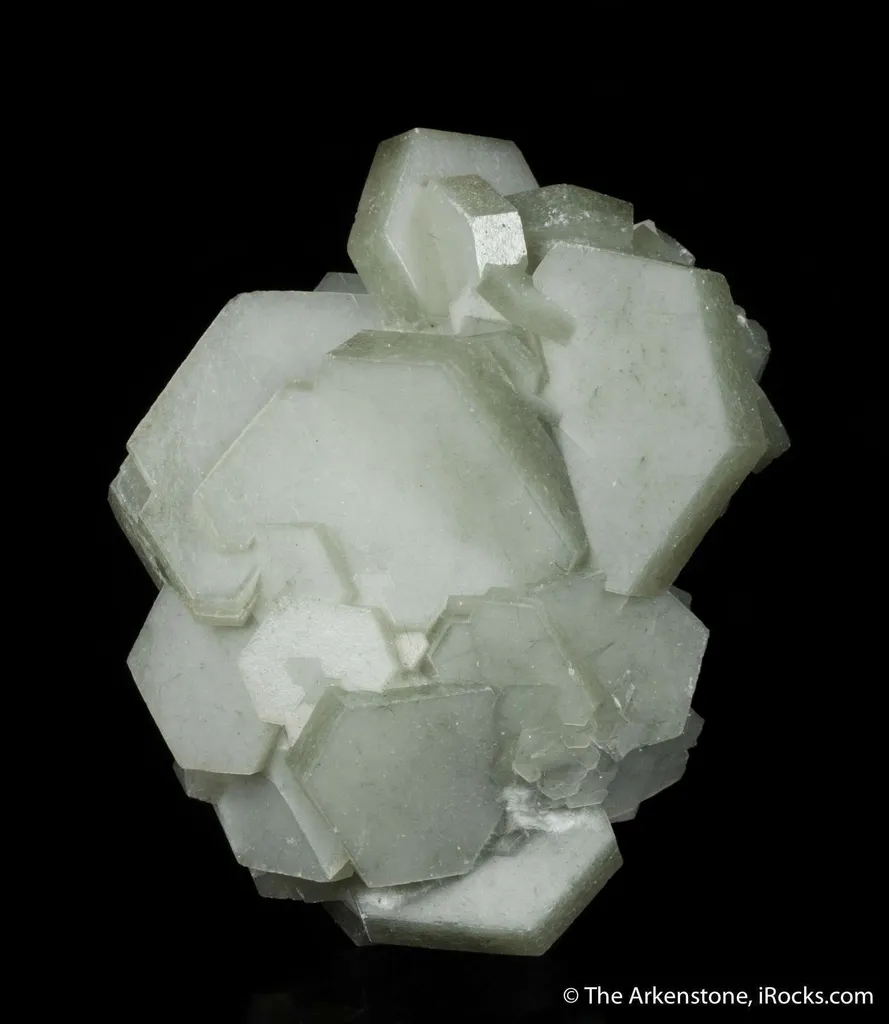Calcite included by Hedenbergite - image 2