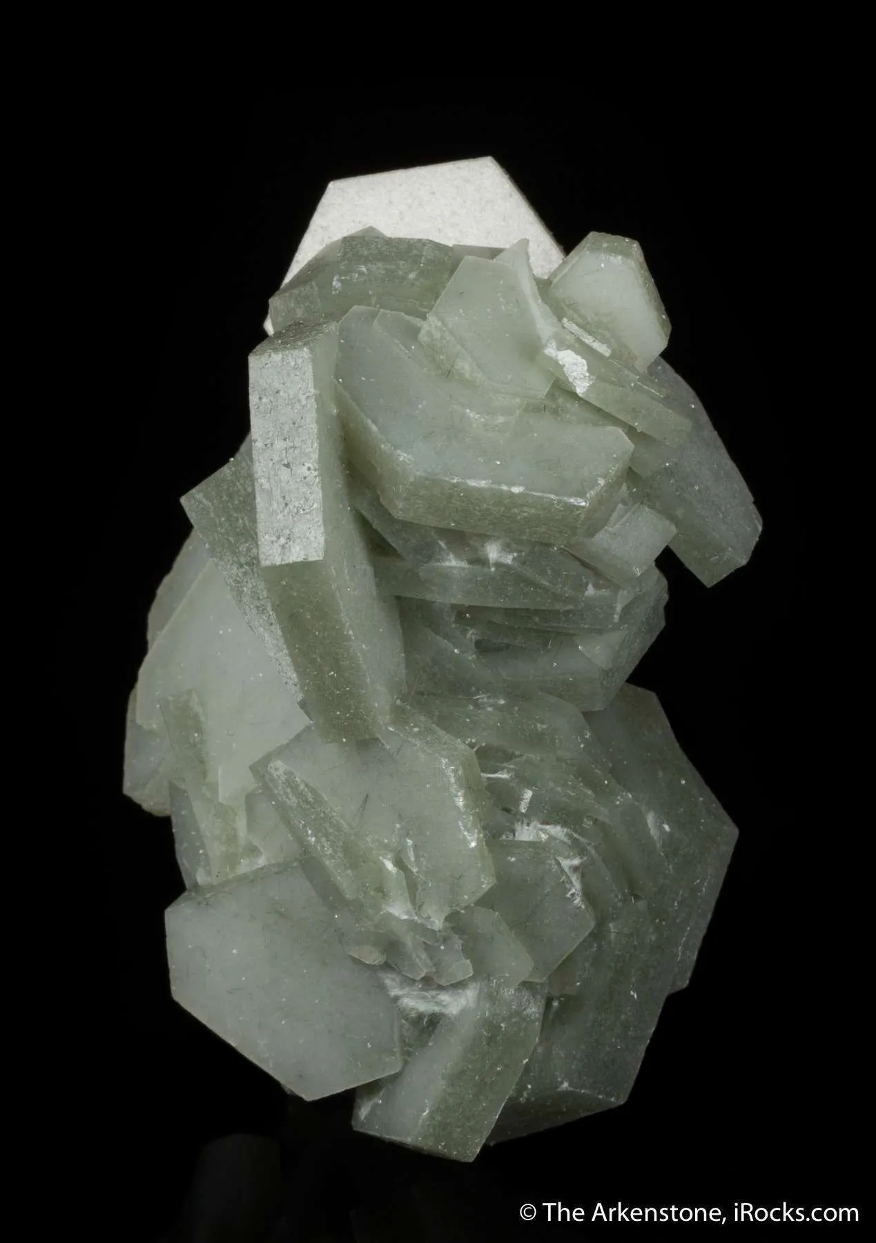 Calcite included by Hedenbergite - image 3