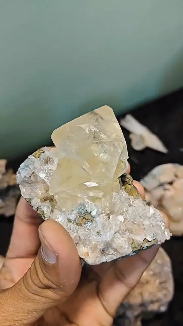 Calcite, India - image 10