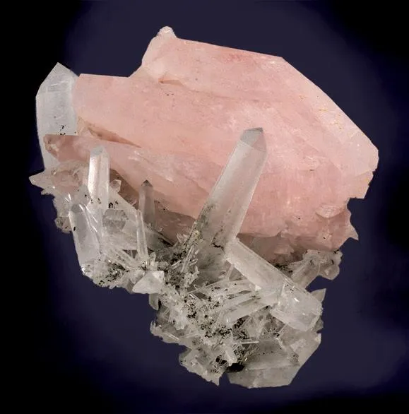 Calcite (Manganese-rich) on Quartz image