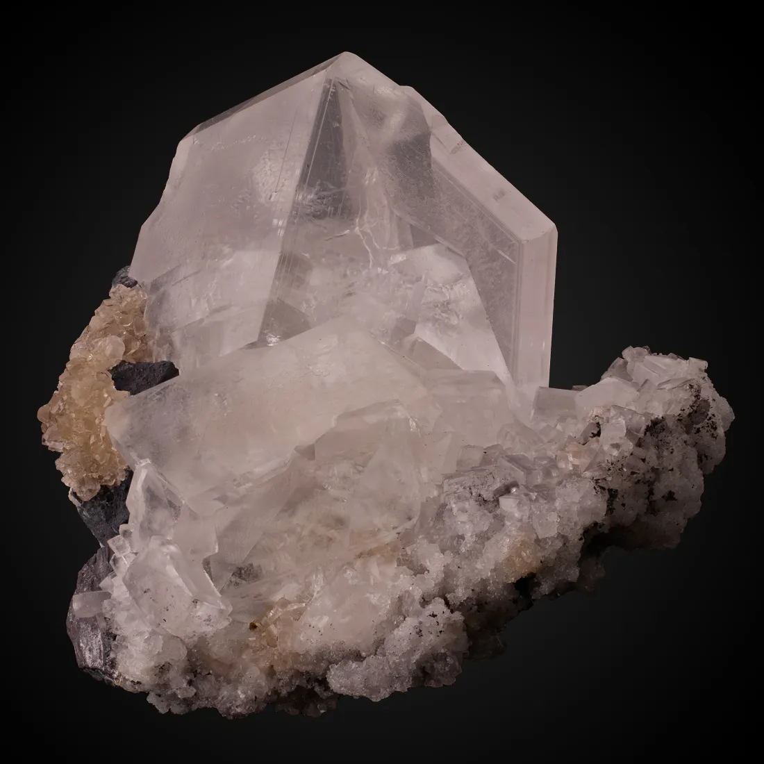 Calcite, Olmiite - image 1