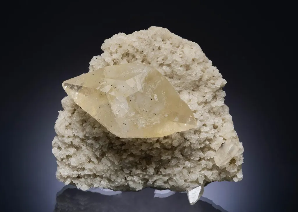 Calcite on Baryte