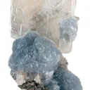 Calcite on Brucite - image 1
