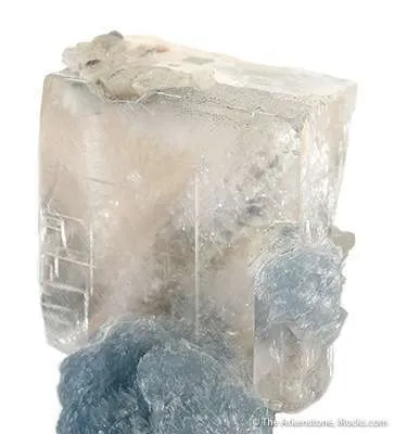 Calcite on Brucite - image 3