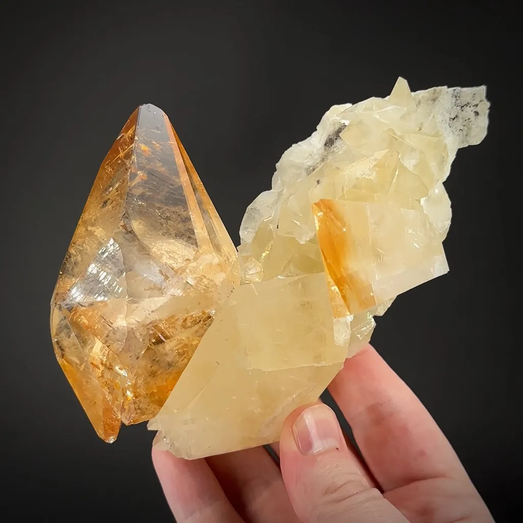 Calcite on Calcite matrix image