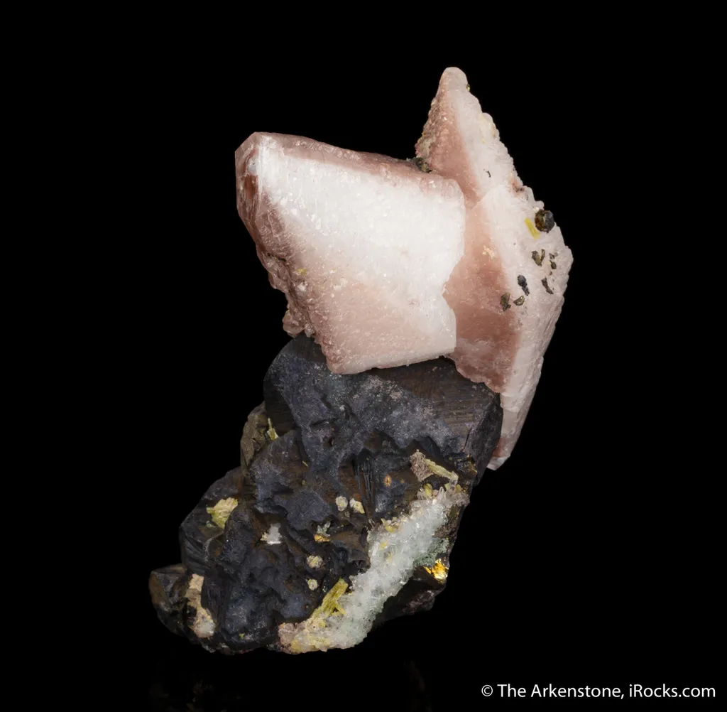 Calcite on Chalcopyrite with Epidote - image 6
