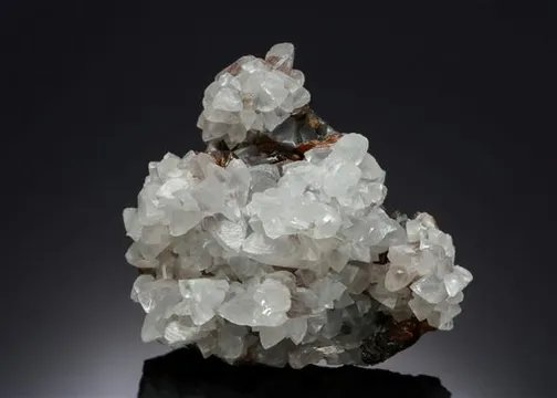 Calcite on Descloizite
