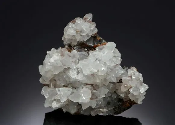 Calcite on Descloizite - image 1