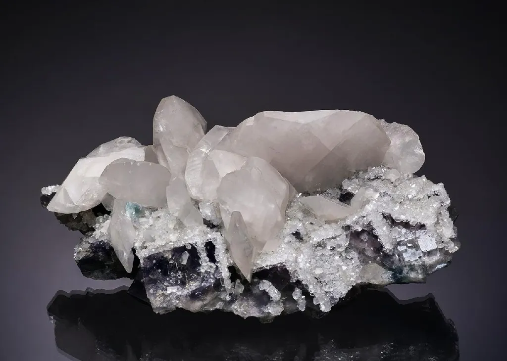 CALCITE on FLUORITE