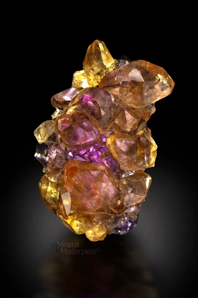 Calcite on Fluorite image