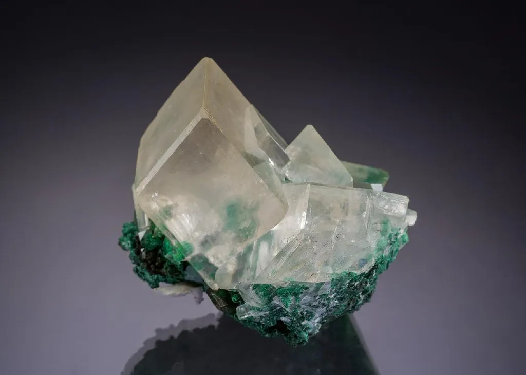 Calcite on Malachite image