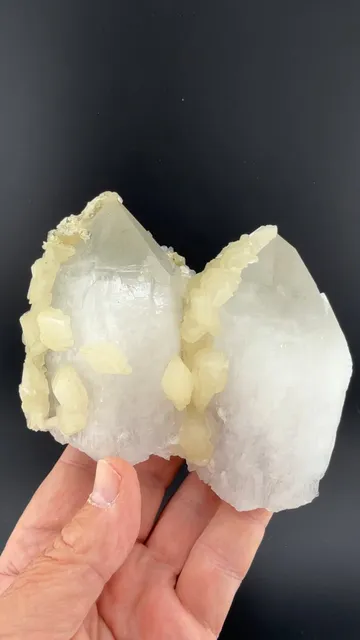 Calcite on Quartz