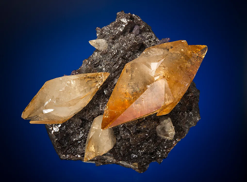 Calcite on Sphalerite image