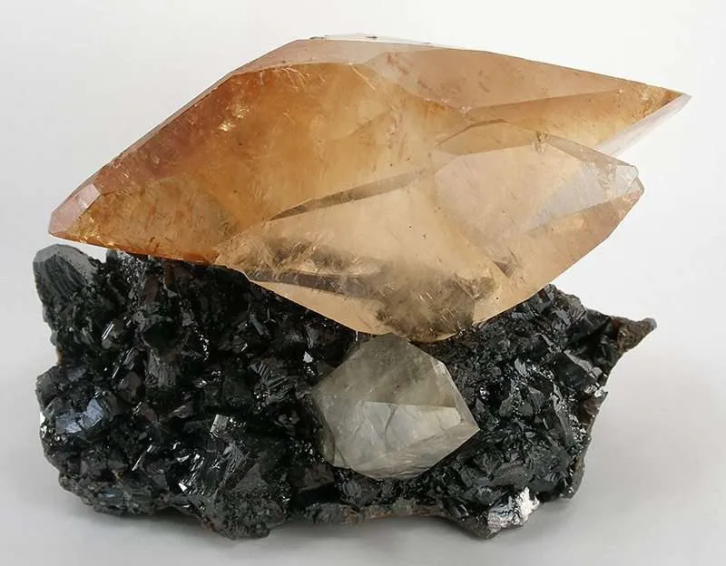 Calcite on Sphalerite - image 2