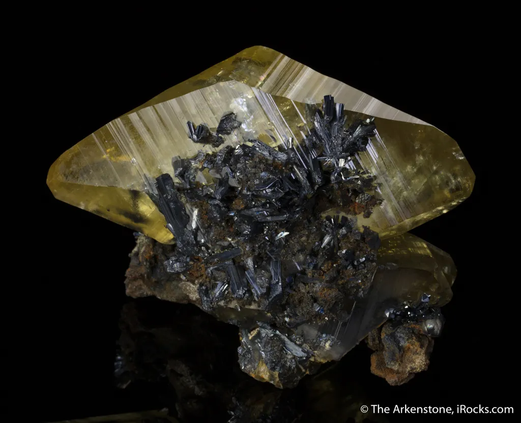 Calcite on Stibnite - image 4