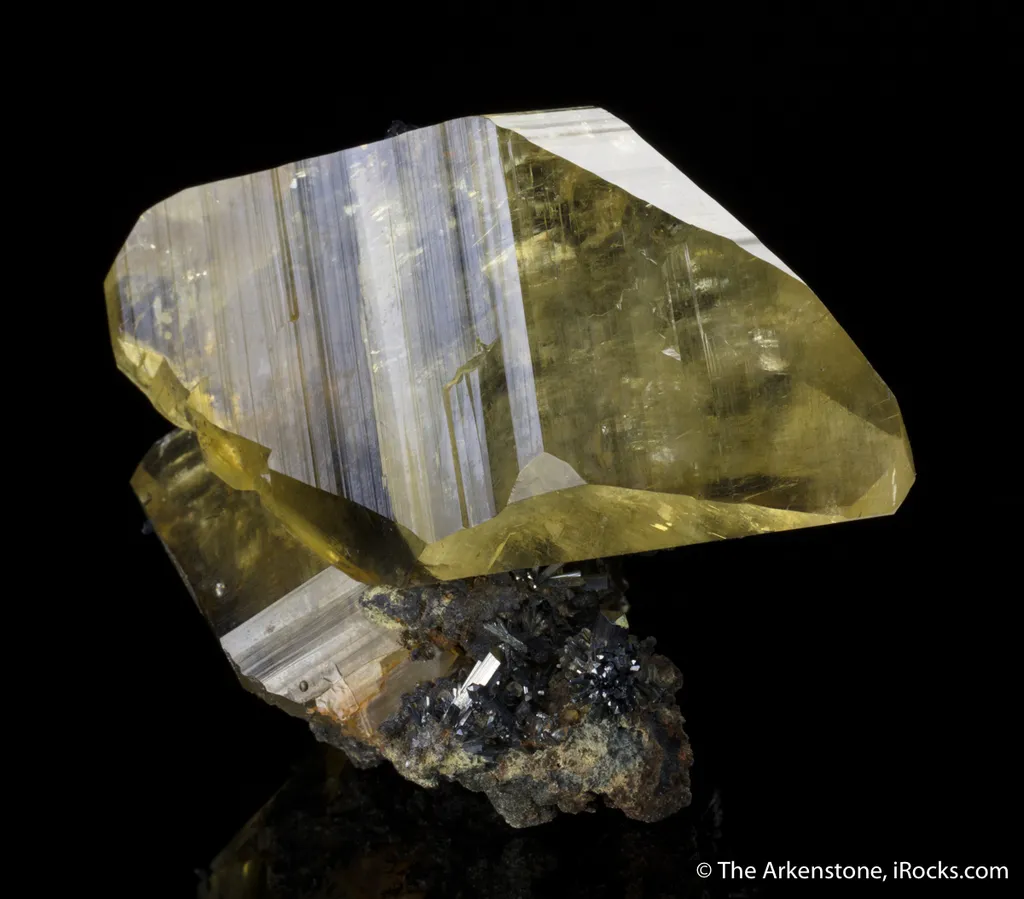 Calcite on Stibnite - image 3