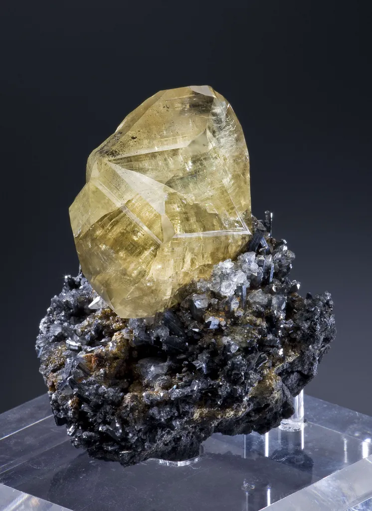 Calcite on Stibnite image