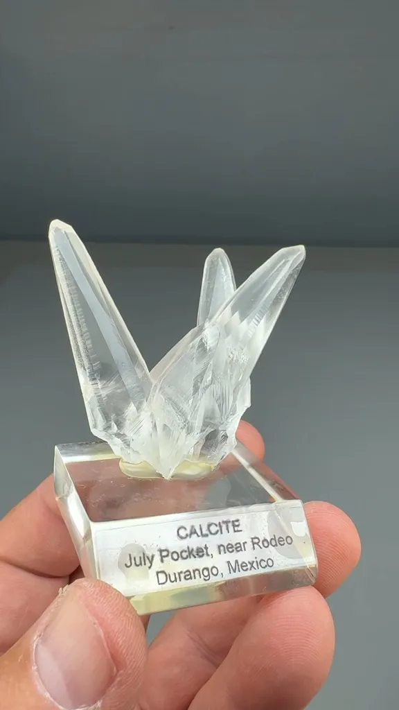 Calcite (Oth-0010) image