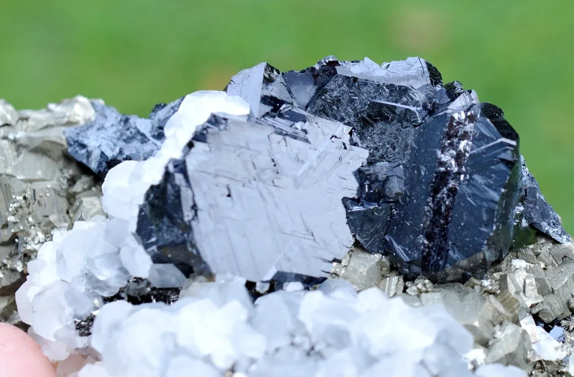 Calcite Pyrite Sphalerite 590 grams - Trepča complex, Mitrovica, Mitrovica District, Kosovo - image 8