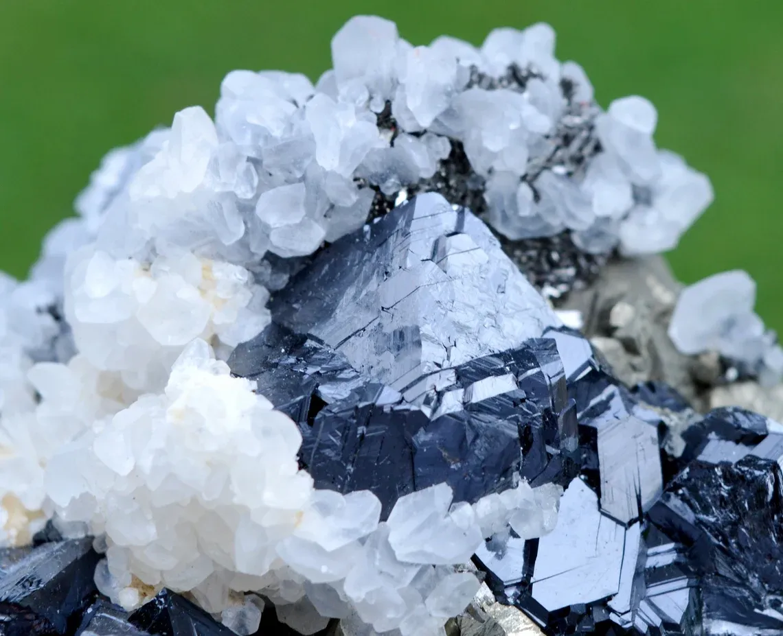 Calcite Pyrite Sphalerite 590 grams - Trepča complex, Mitrovica, Mitrovica District, Kosovo - image 2